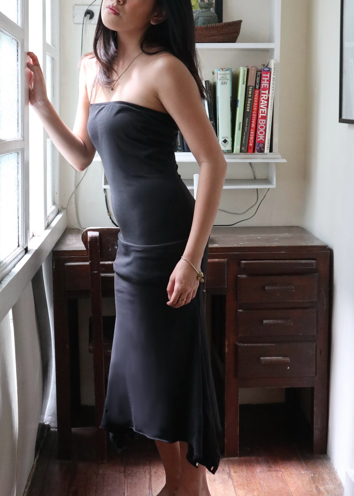 Isadora Multi-Way in Noir